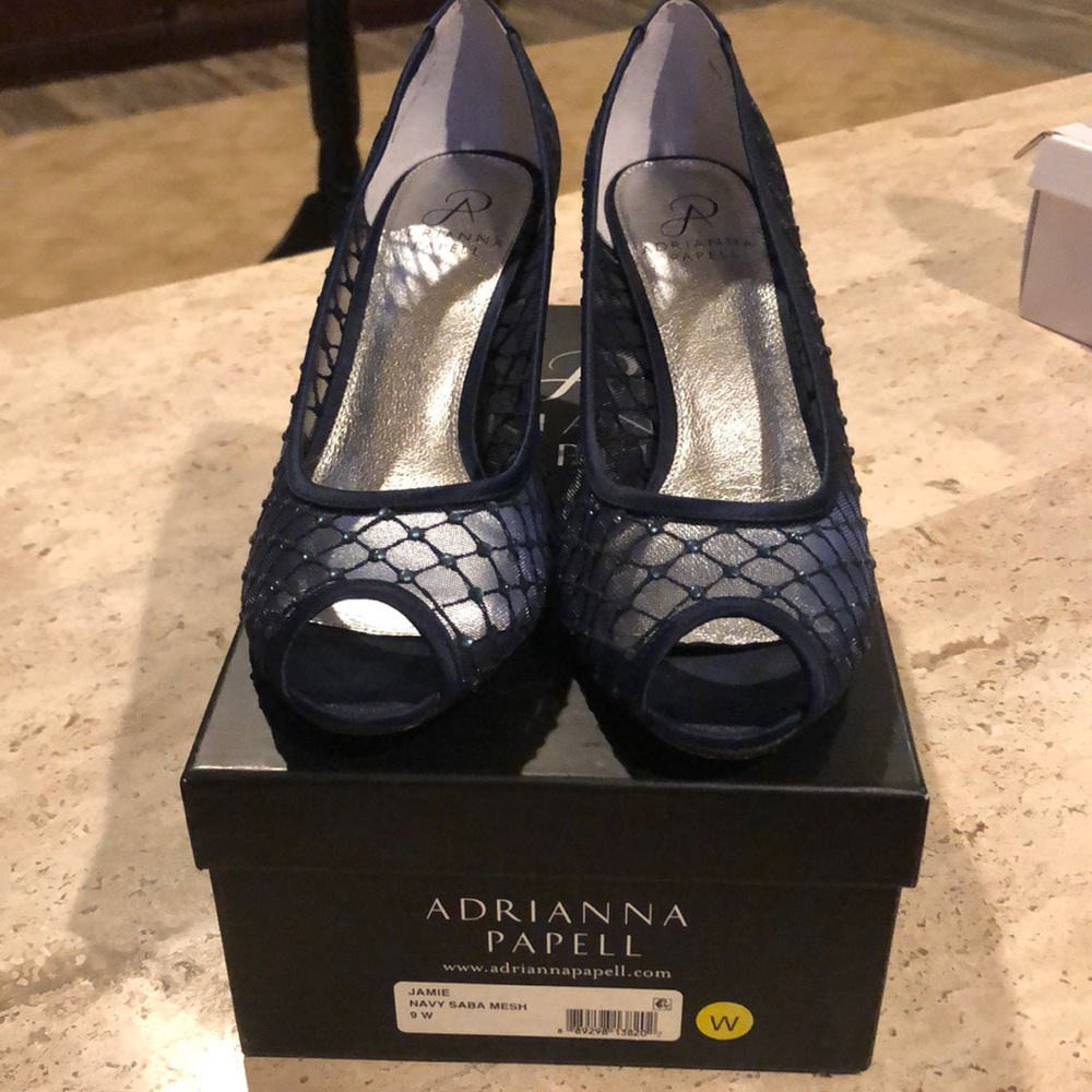Adrianna, Papell Navy sheer sparkle shoes. Size 9 wide. EUC.